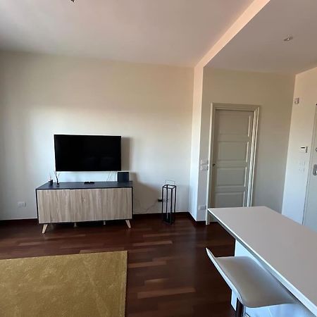 Suite 220 Бари Экстерьер фото
