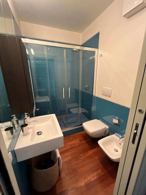 Suite 220 Бари Экстерьер фото