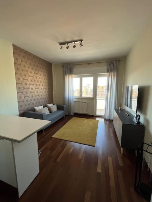 Suite 220 Бари Экстерьер фото
