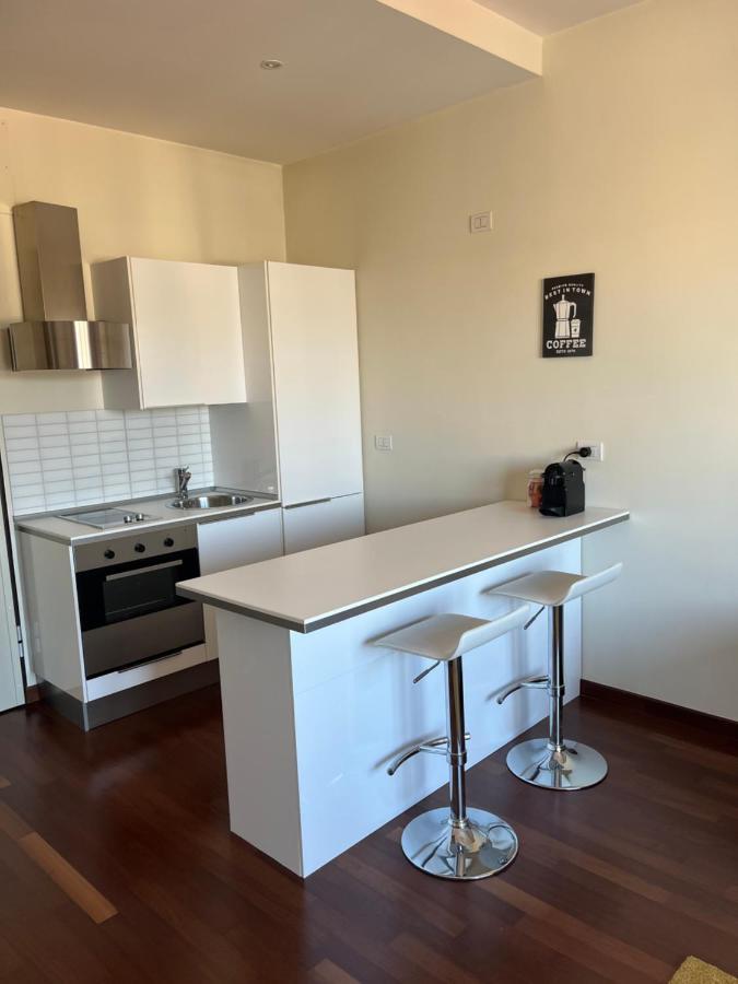 Suite 220 Бари Экстерьер фото